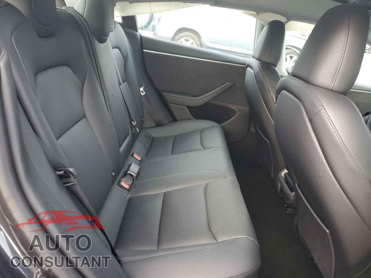 TESLA MODEL 3 2024 - 5YJ3E1EB9RF787155