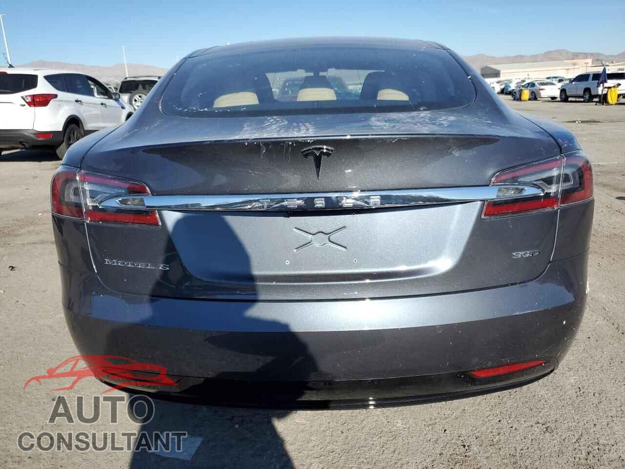 TESLA MODEL S 2017 - 5YJSA1E20HF184360