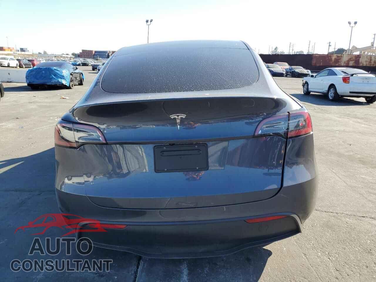 TESLA MODEL Y 2023 - 7SAYGDED1PF977065