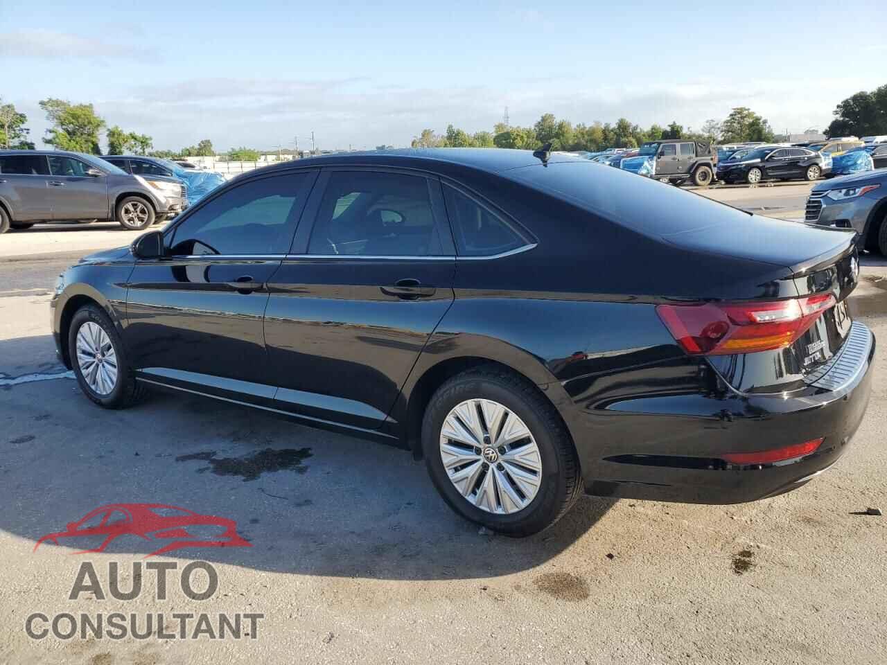 VOLKSWAGEN JETTA 2019 - 3VWCB7BU2KM242883