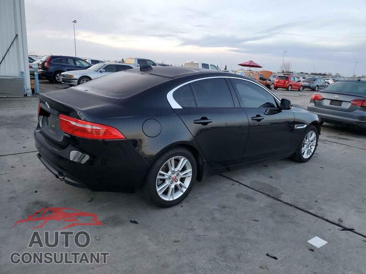 JAGUAR XE 2017 - SAJAD4BG6HA963373
