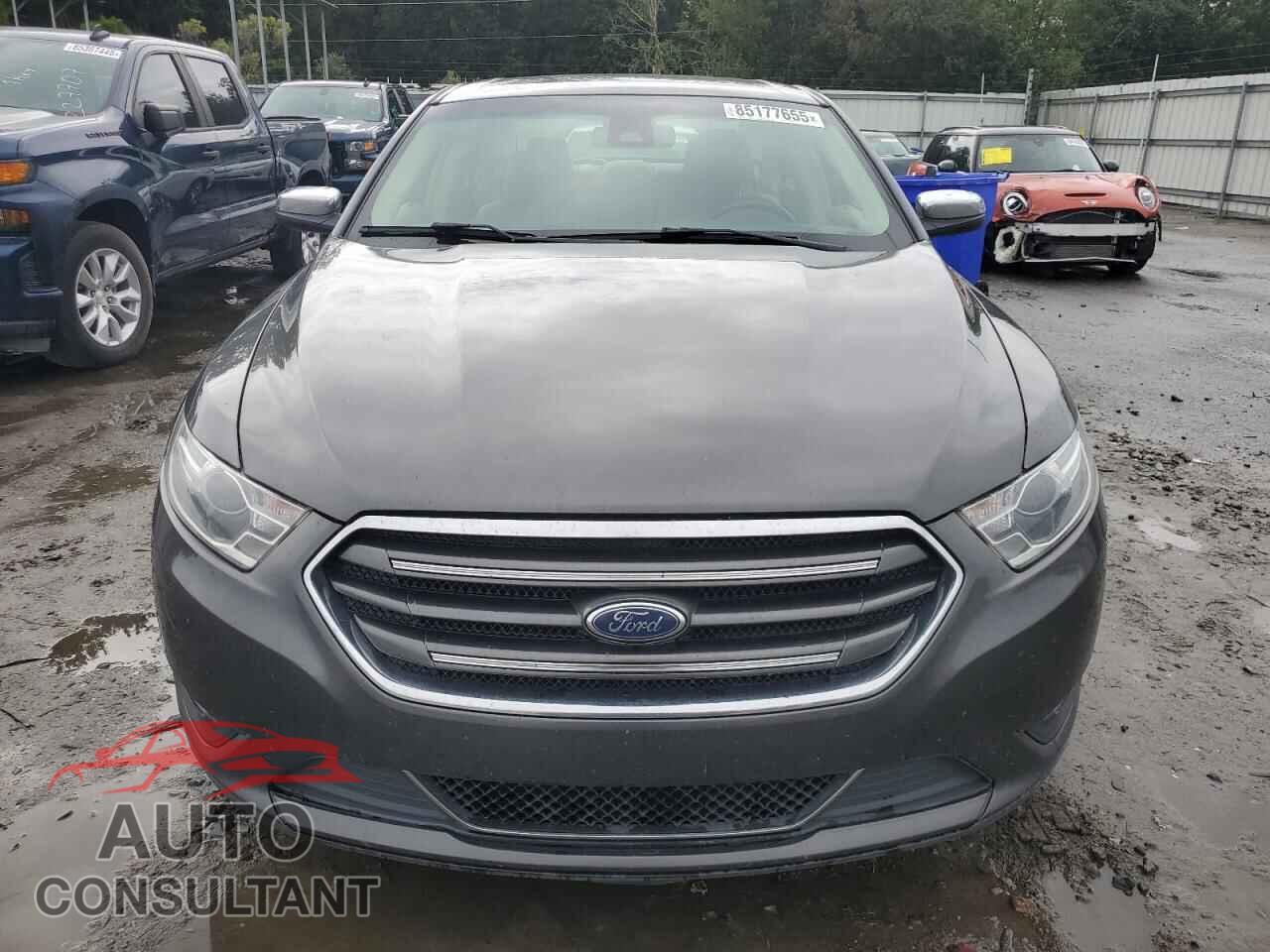 FORD TAURUS 2017 - 1FAHP2F85HG126158