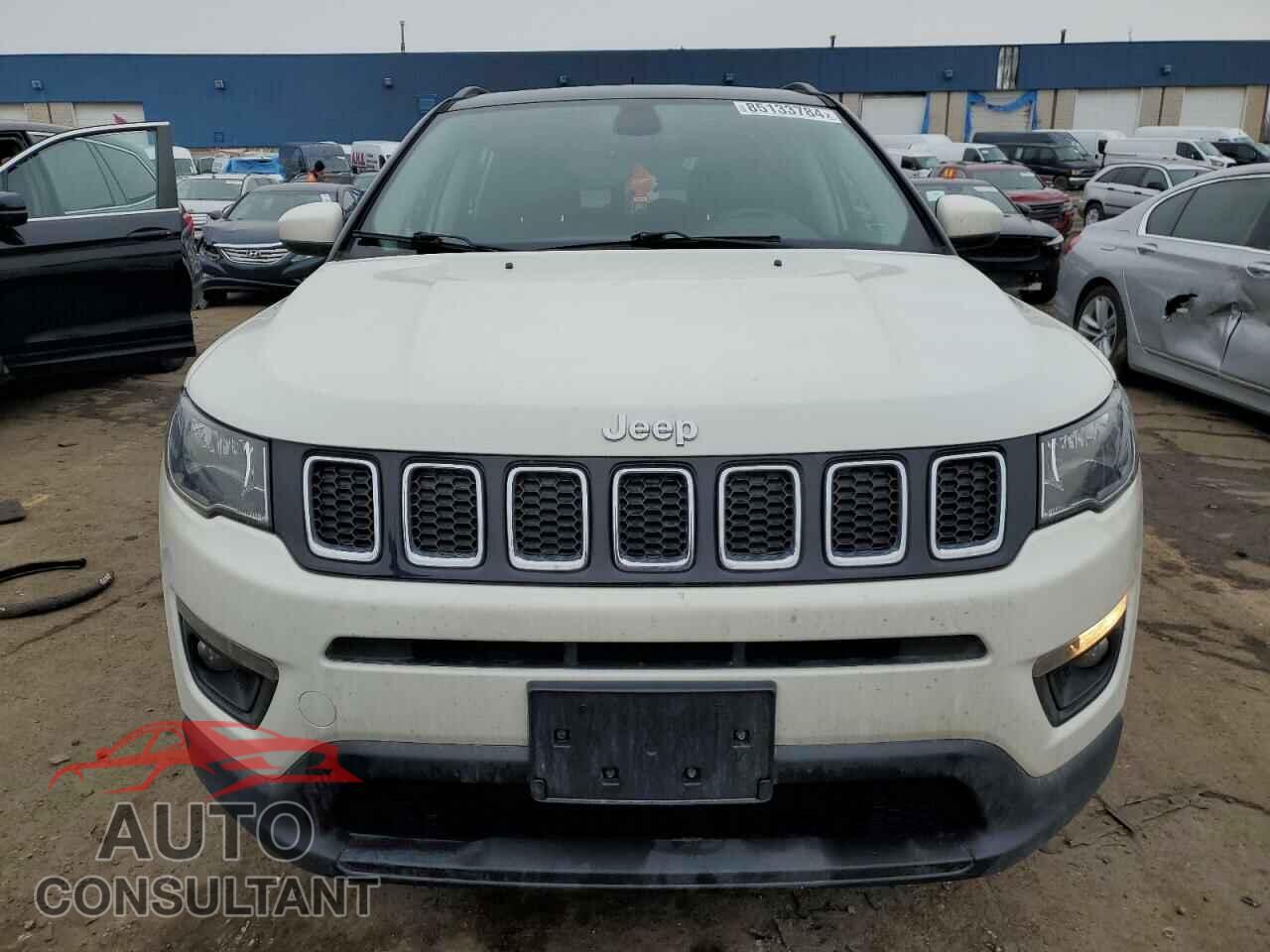 JEEP COMPASS 2018 - 3C4NJDBB6JT131947