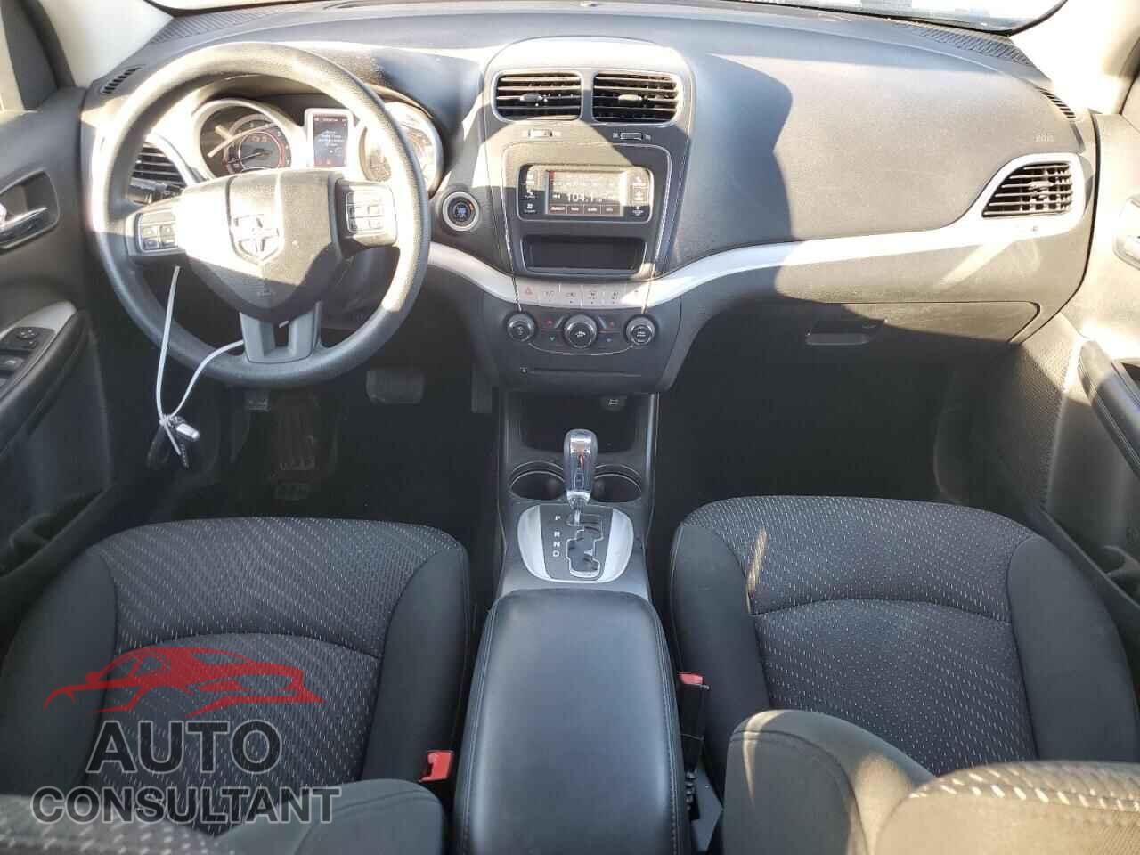 DODGE JOURNEY 2012 - 3C4PDCBG8CT181208