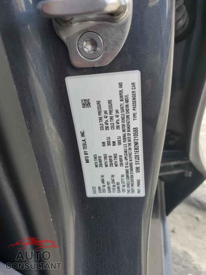 TESLA MODEL 3 2022 - 5YJ3E1EB2NF210588
