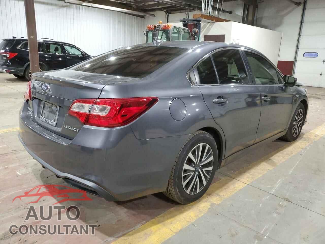 SUBARU LEGACY 2018 - 4S3BNAF67J3043505