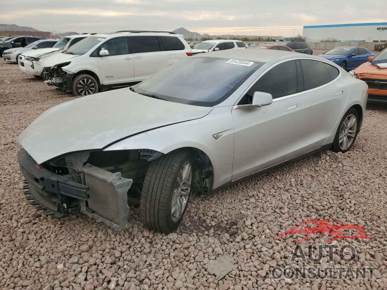 TESLA MODEL S 2013 - 5YJSA1CG4DFP27301