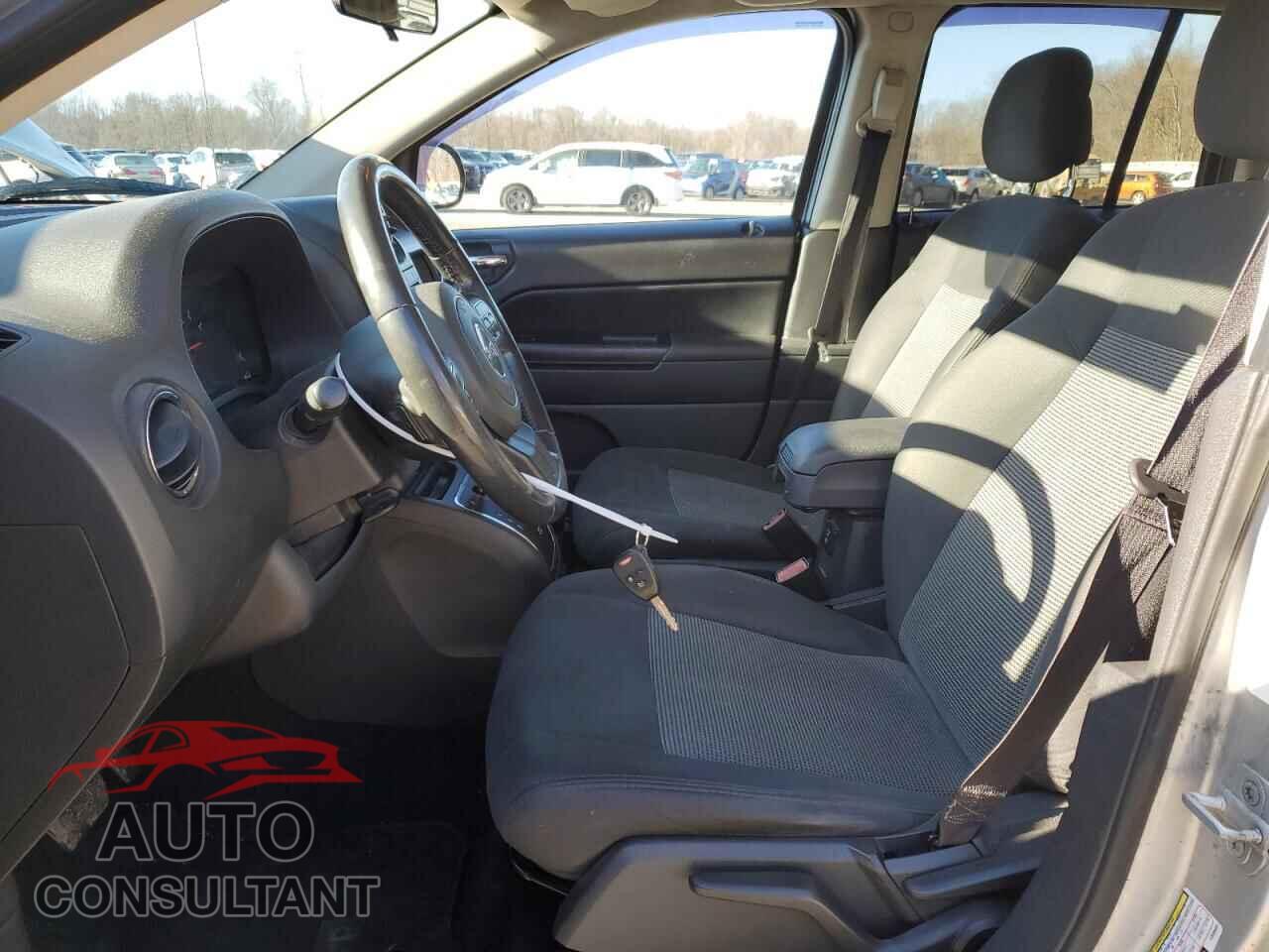 JEEP COMPASS 2012 - 1C4NJCEA5CD500481