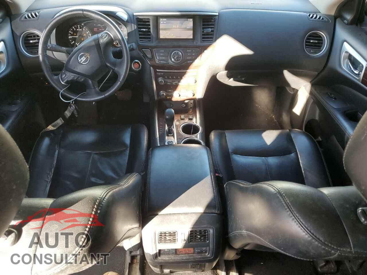 NISSAN PATHFINDER 2015 - 5N1AR2MM2FC715853