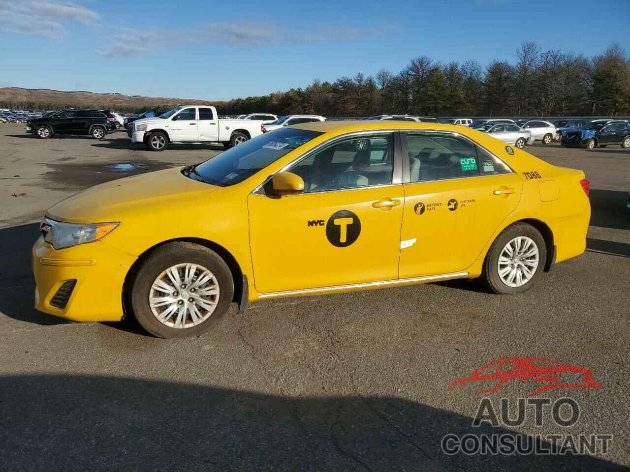 TOYOTA CAMRY 2013 - 4T1BD1FK7DU082931