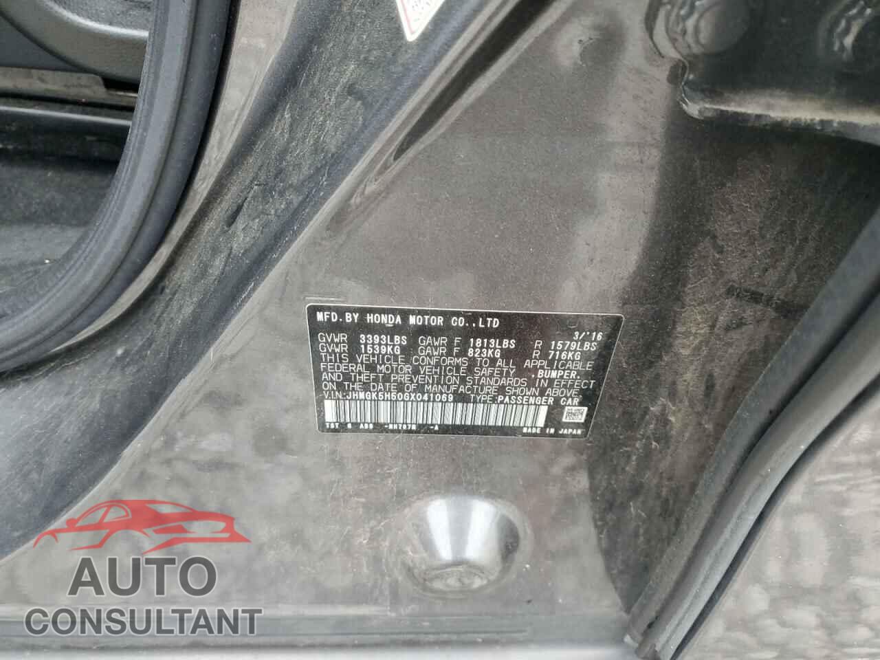 HONDA FIT 2016 - JHMGK5H50GX041069