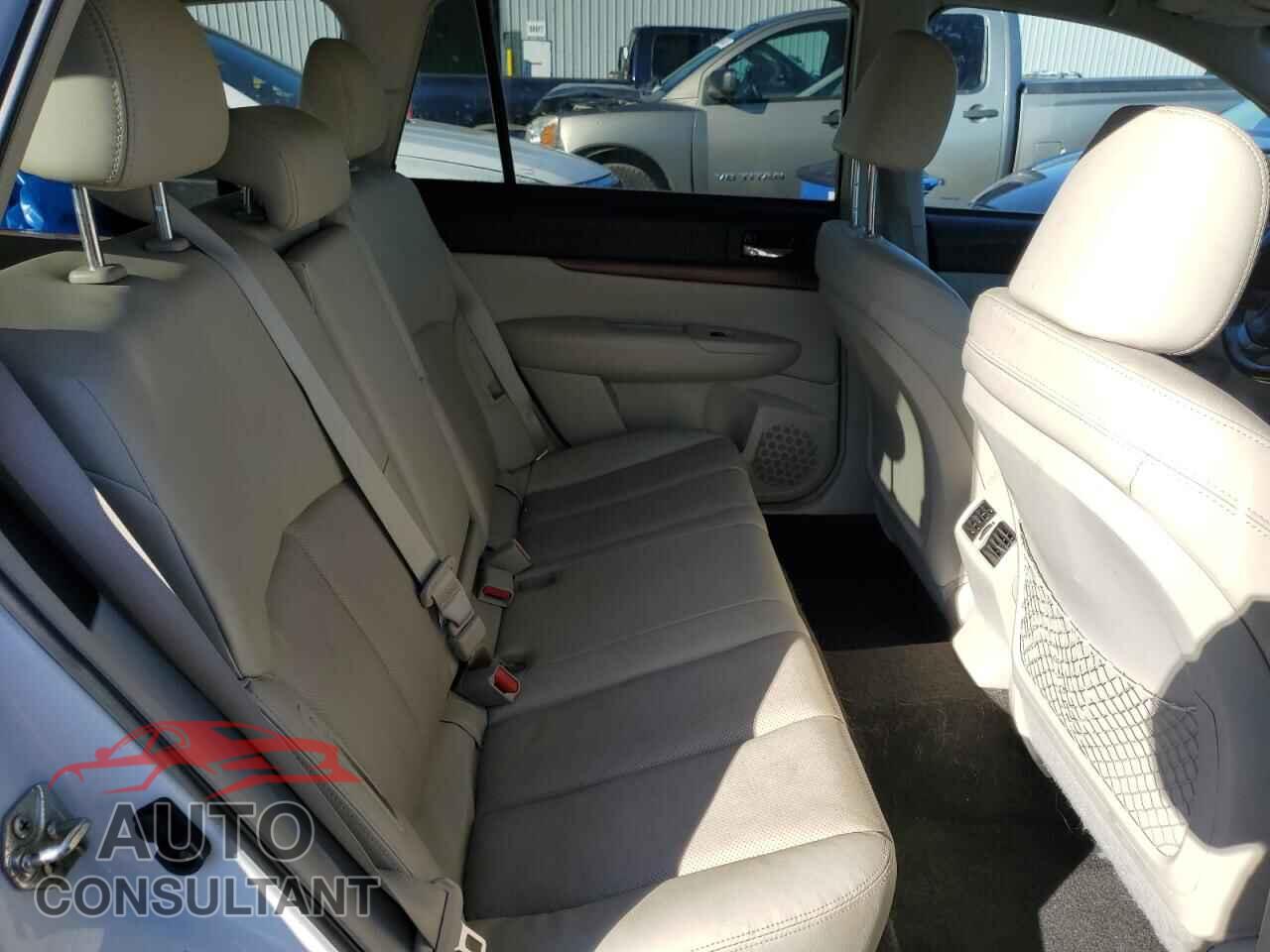 SUBARU OUTBACK 2014 - 4S4BRBKC5E3224612