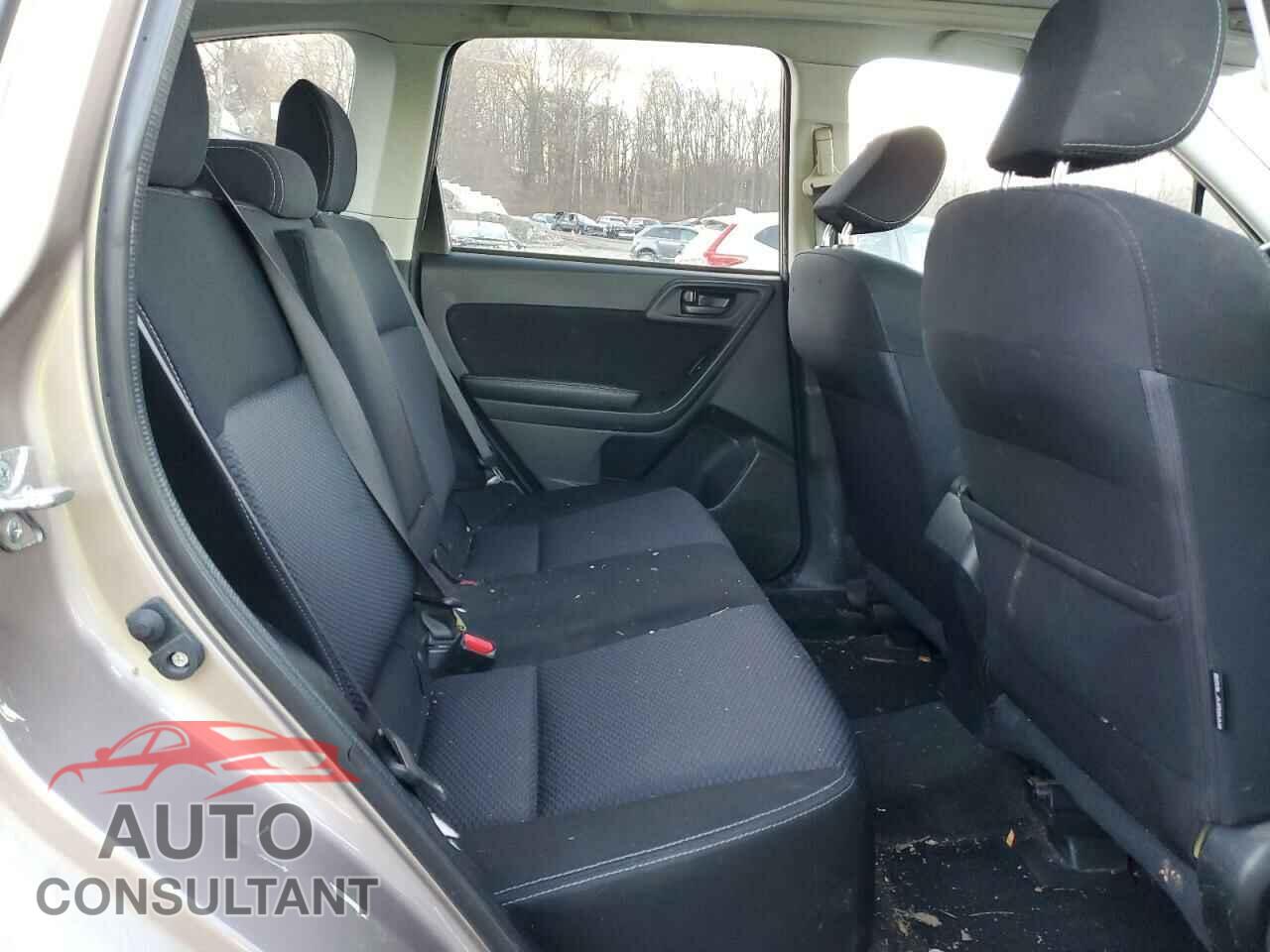 SUBARU FORESTER 2016 - JF2SJADC5GG472424