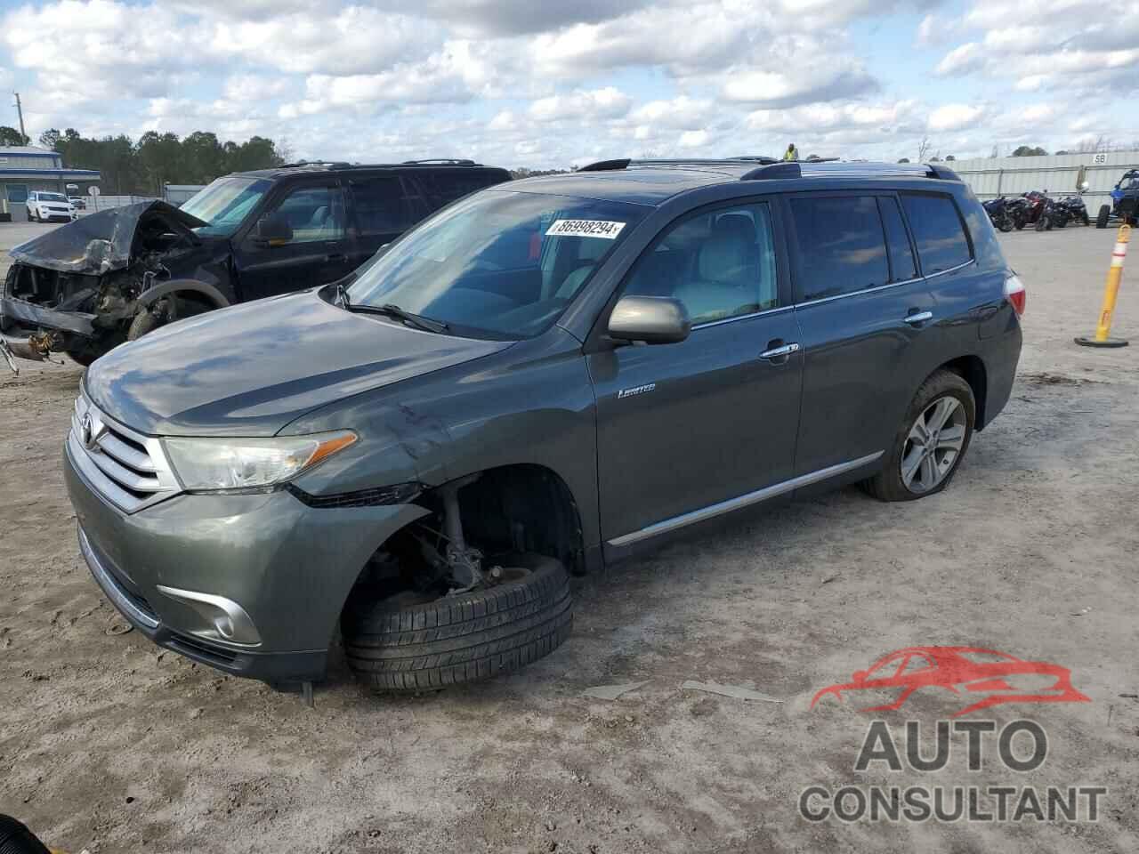 TOYOTA HIGHLANDER 2013 - 5TDYK3EHXDS103927