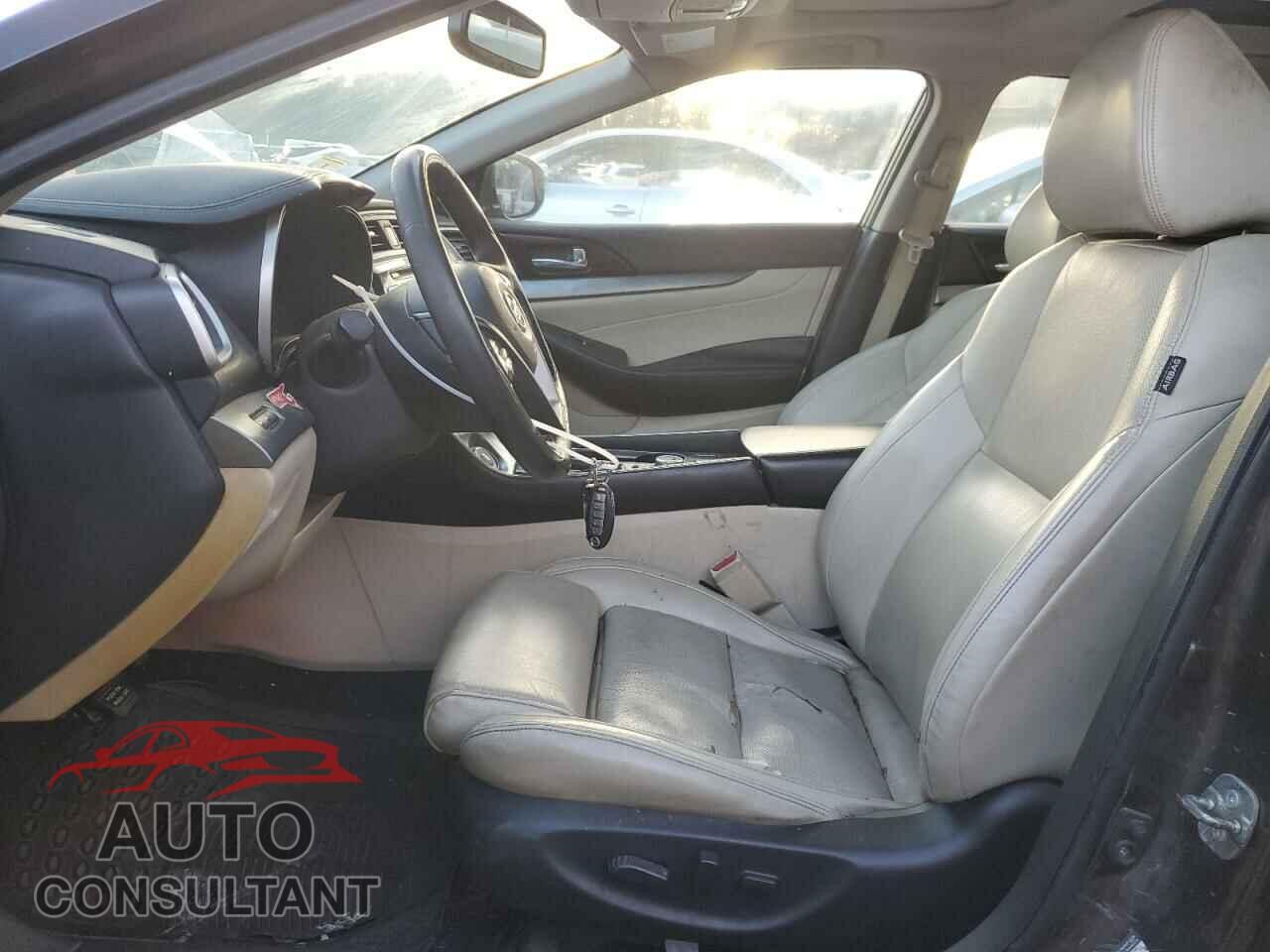 NISSAN MAXIMA 2016 - 1N4AA6AP1GC408571