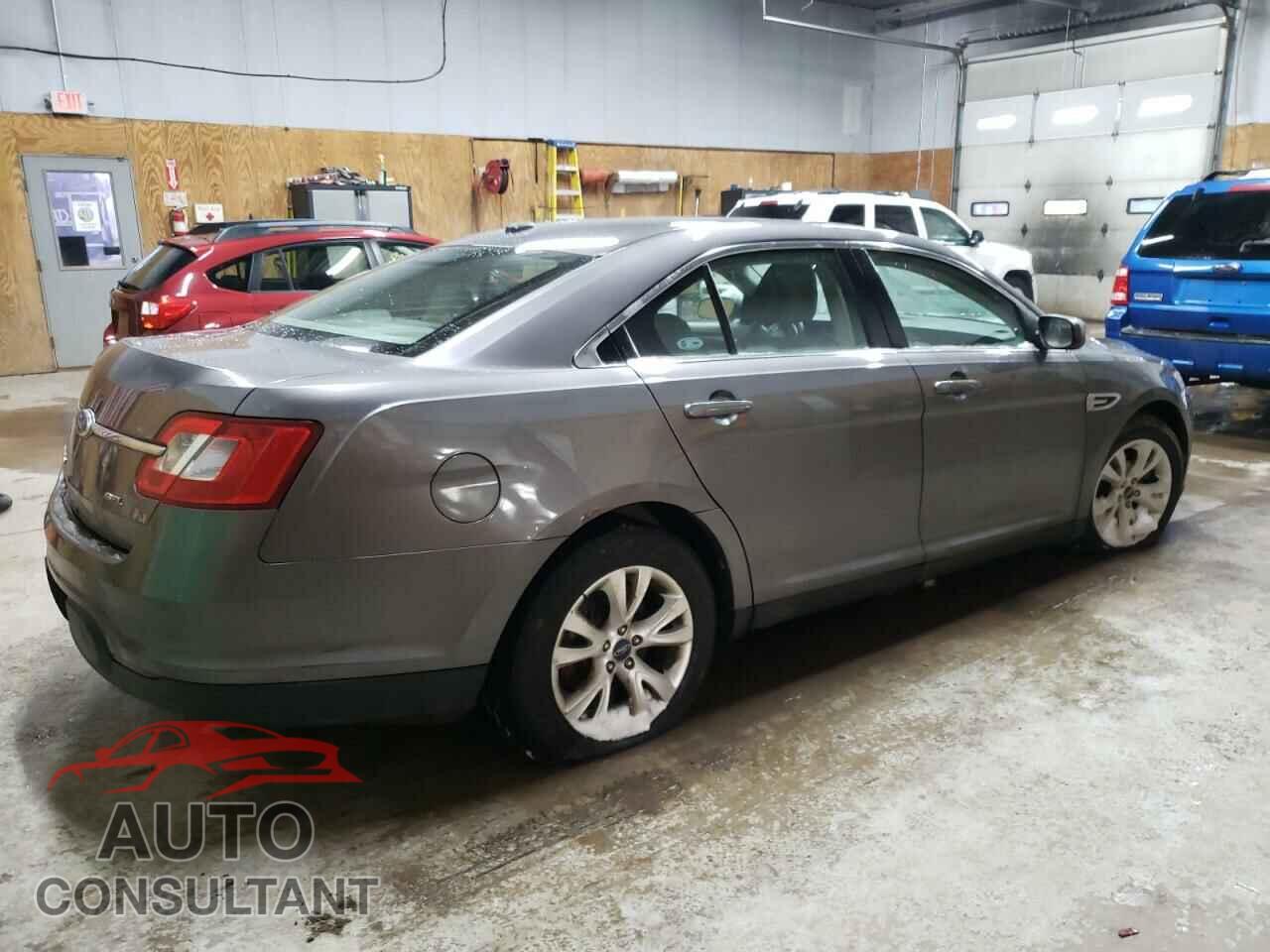 FORD TAURUS 2011 - 1FAHP2EW8BG163213
