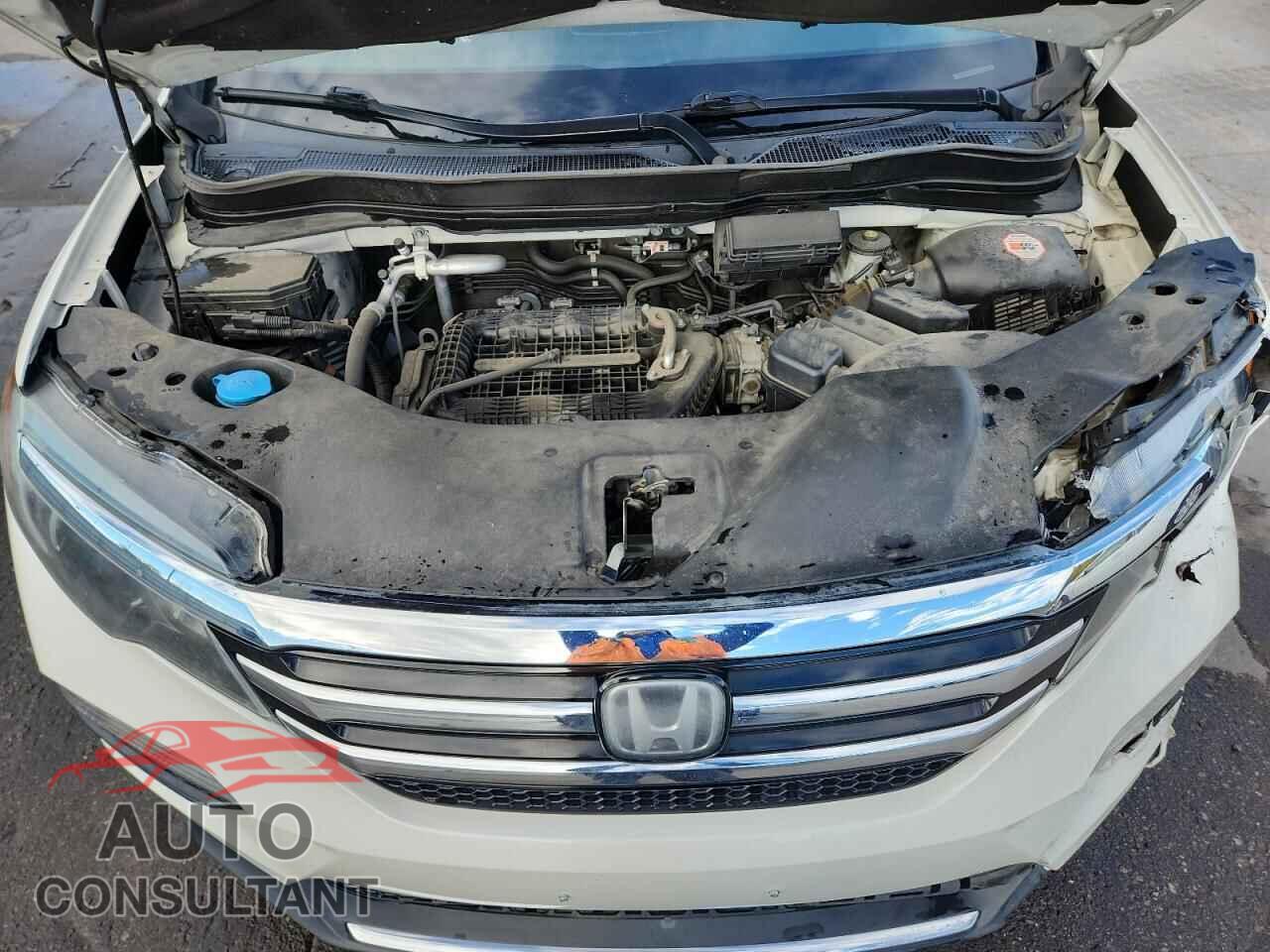 HONDA PILOT 2017 - 5FNYF6H03HB062904