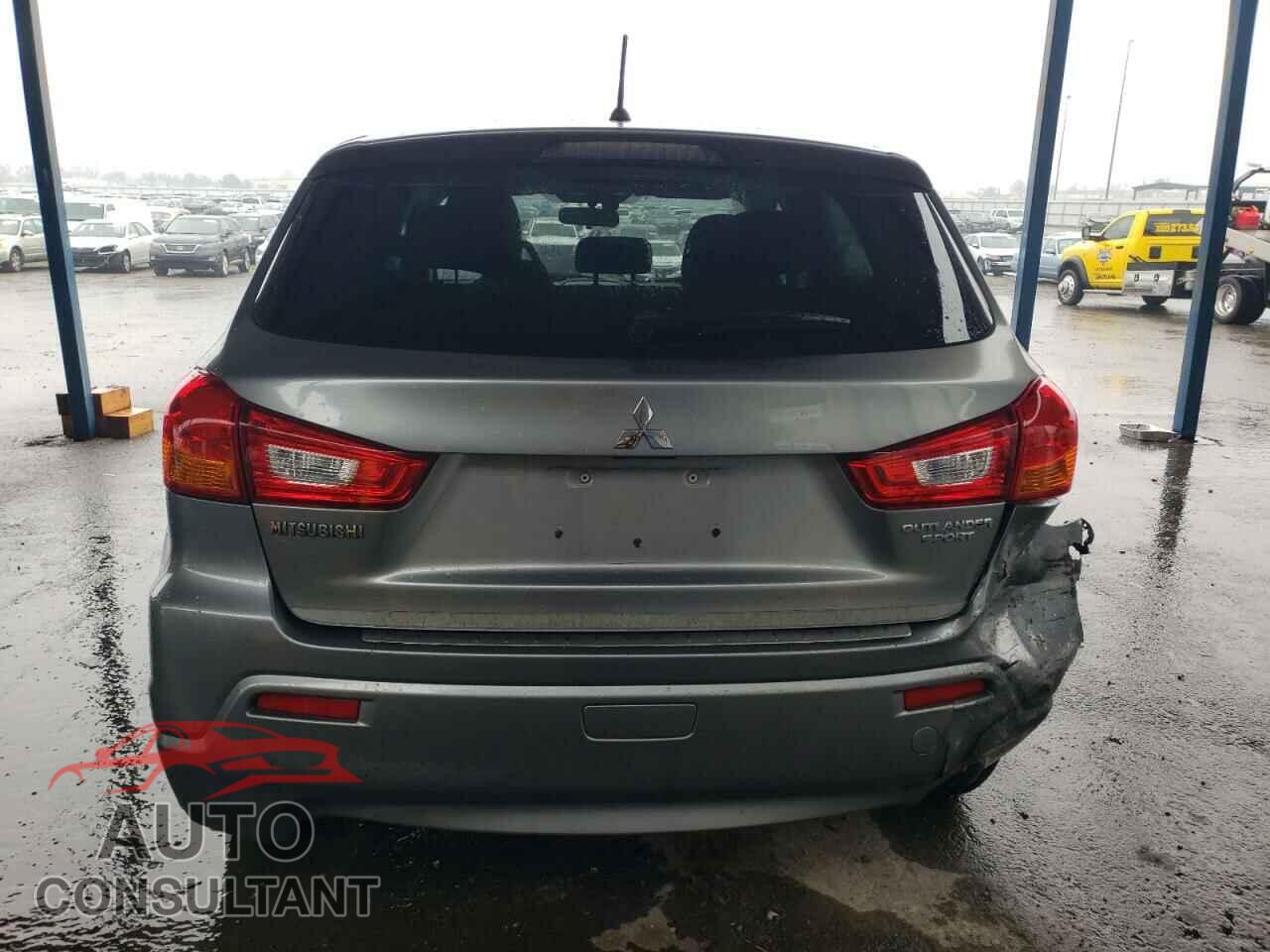 MITSUBISHI OUTLANDER 2012 - JA4AR4AU2CZ001843