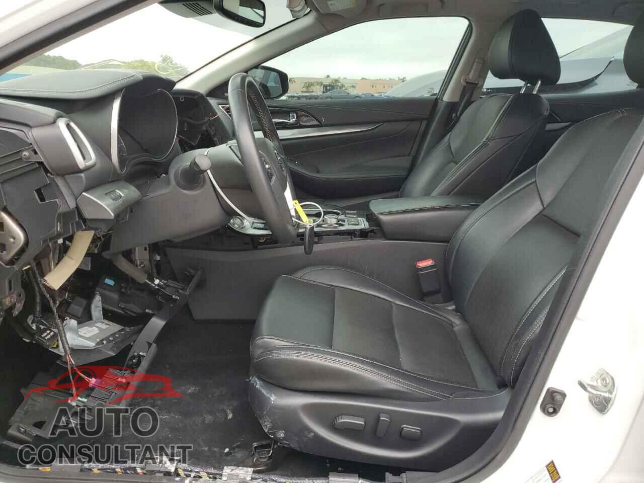 NISSAN MAXIMA 2020 - 1N4AA6DV6LC385731