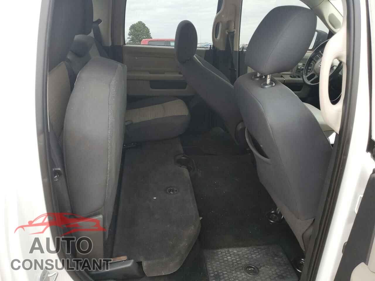 DODGE RAM 1500 2012 - 1C6RD7LT3CS140909