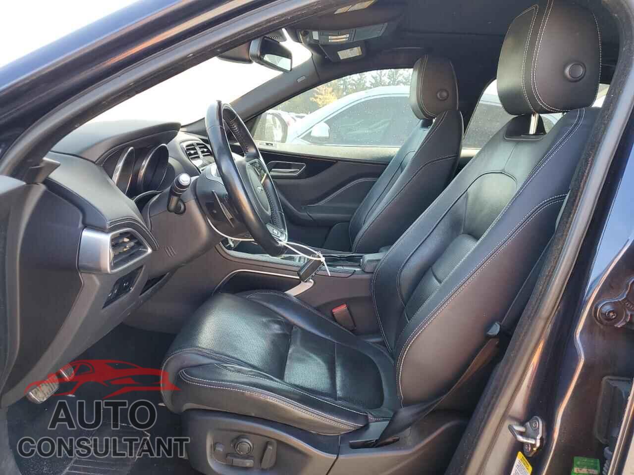 JAGUAR F-PACE 2017 - SADCL2BN6HA497980