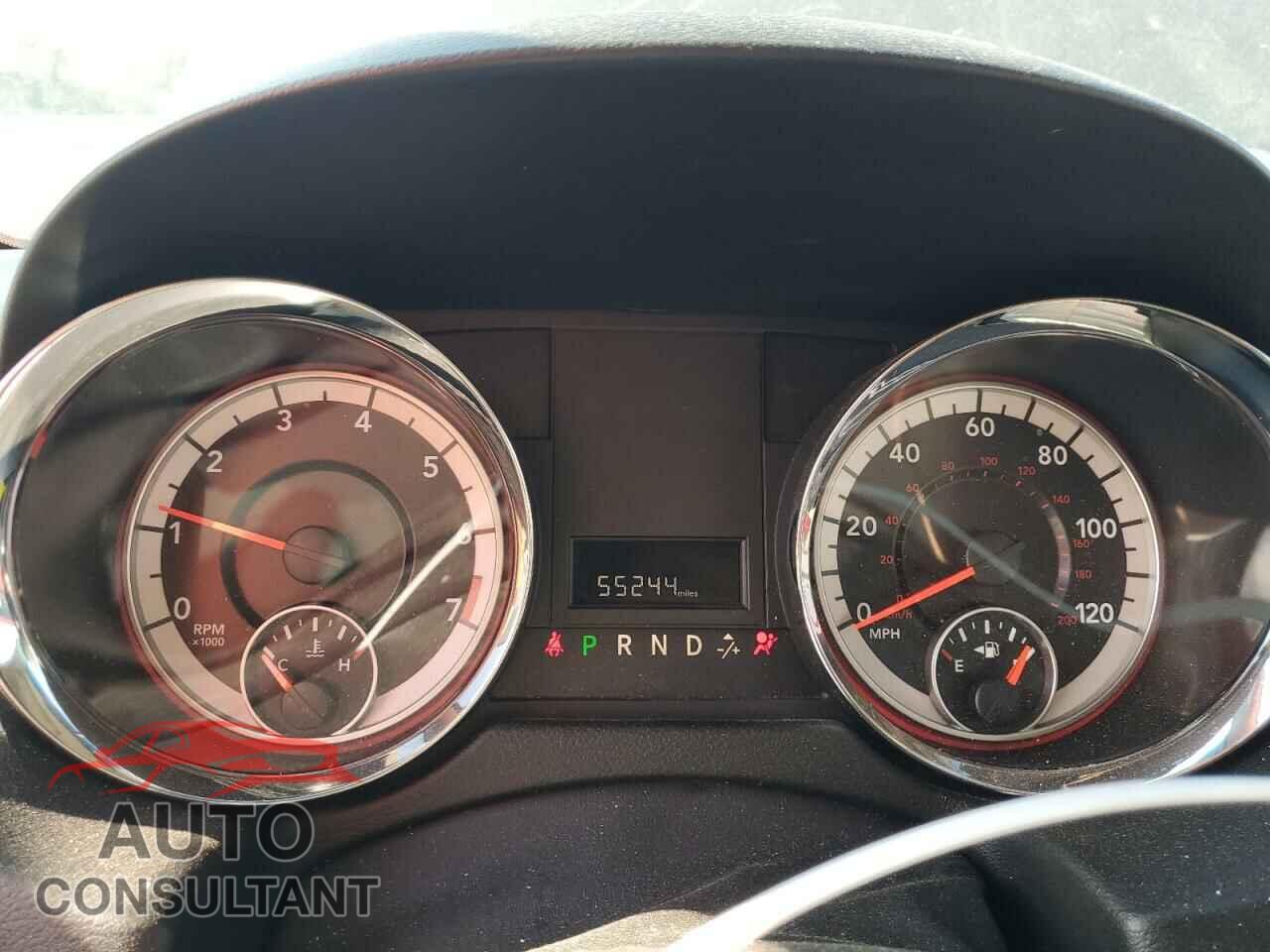 DODGE CARAVAN 2015 - 2C4RDGBG0FR661007