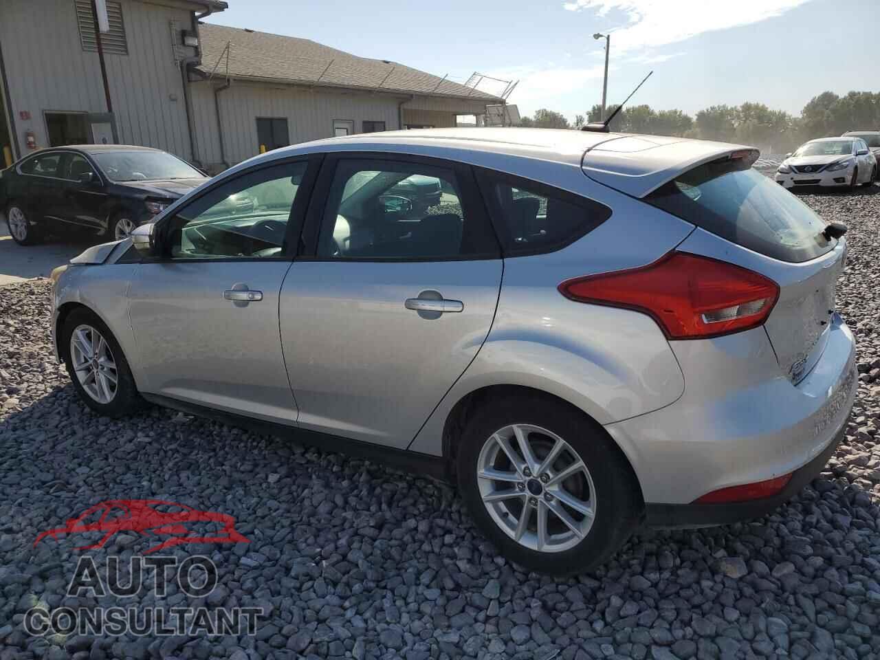 FORD FOCUS 2015 - 1FADP3K21FL262636
