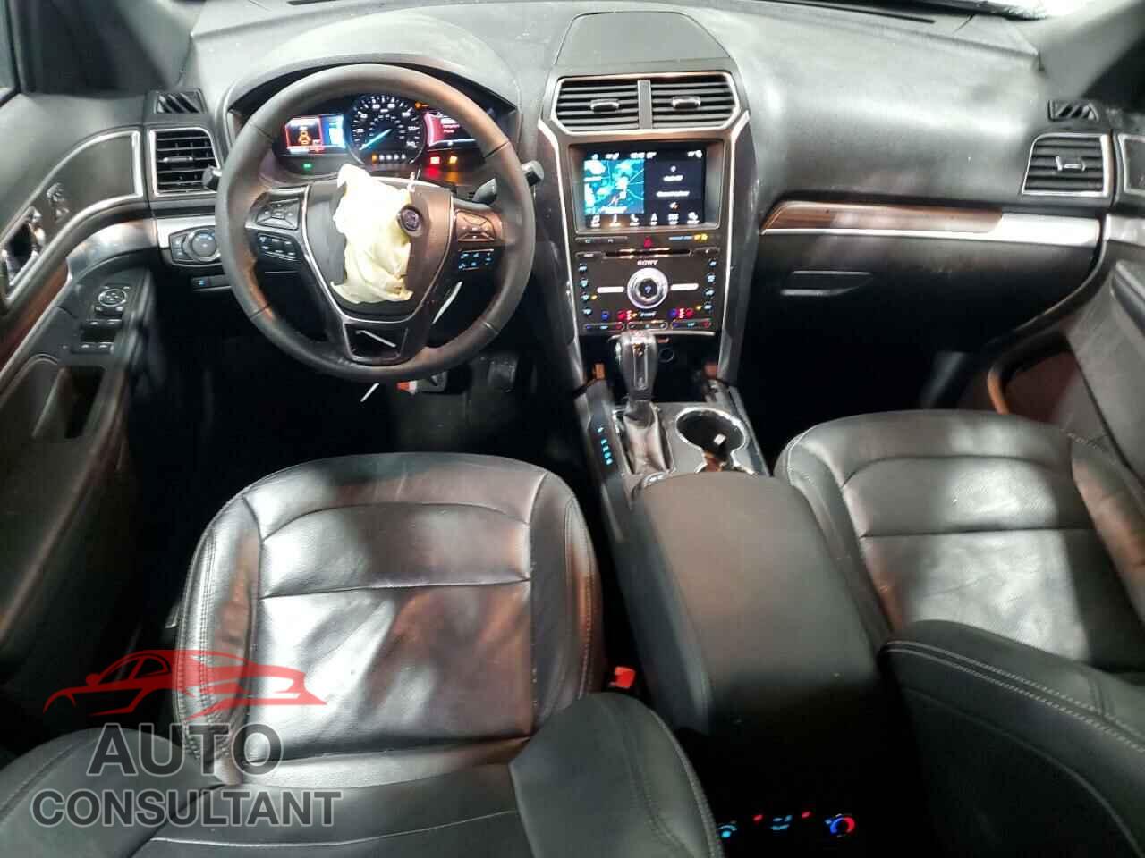 FORD EXPLORER 2018 - 1FM5K8F88JGA85573