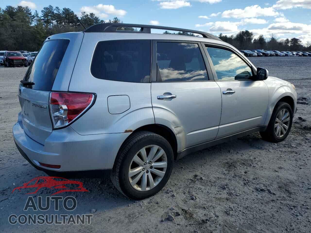 SUBARU FORESTER 2011 - JF2SHBDC4BH736351