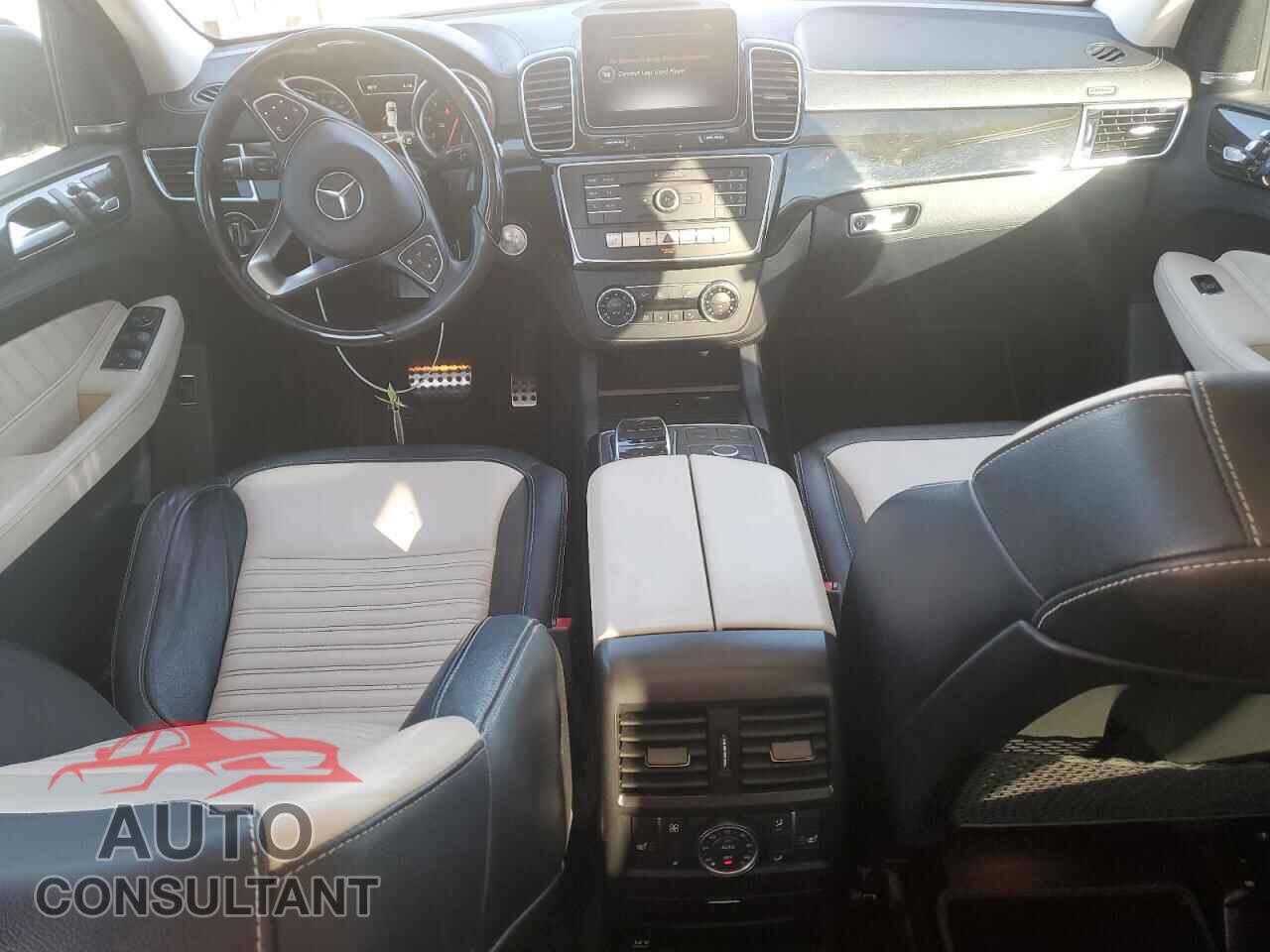 MERCEDES-BENZ GLE-CLASS 2018 - 4JGDA6EB3JB094825