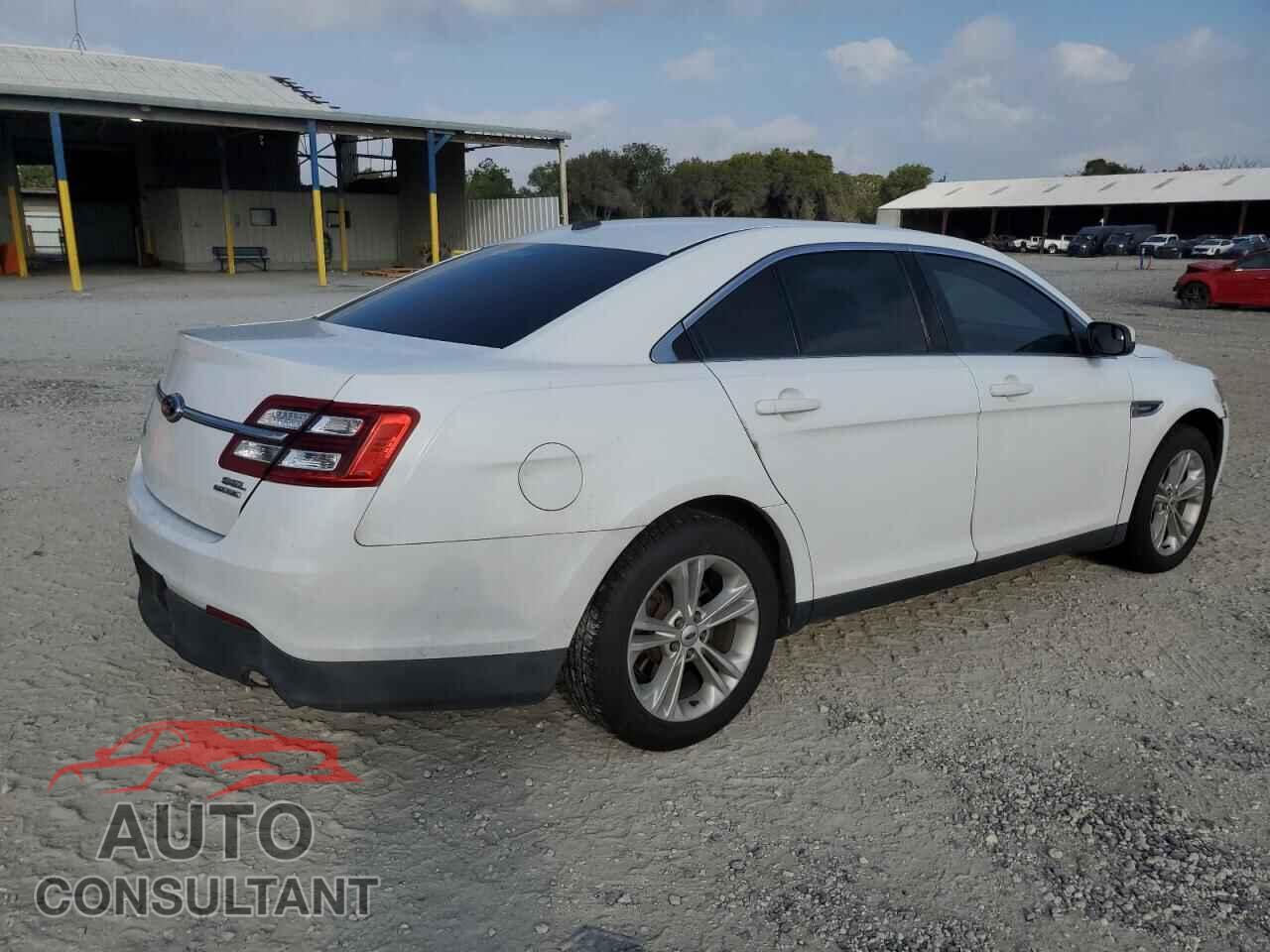 FORD TAURUS 2014 - 1FAHP2E81EG137395