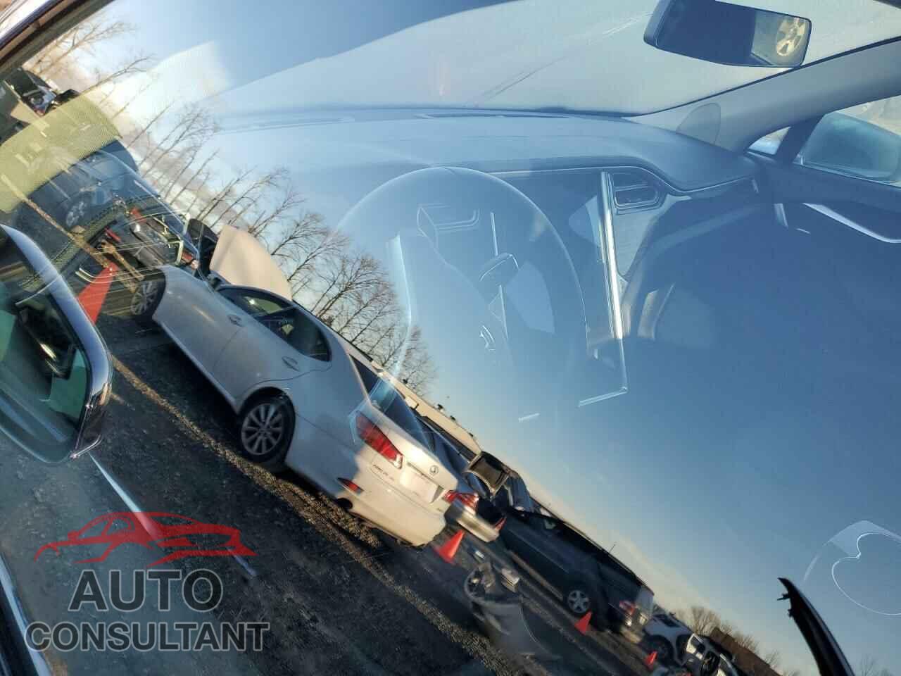 TESLA MODEL S 2014 - 5YJSA1H1XEFP39698