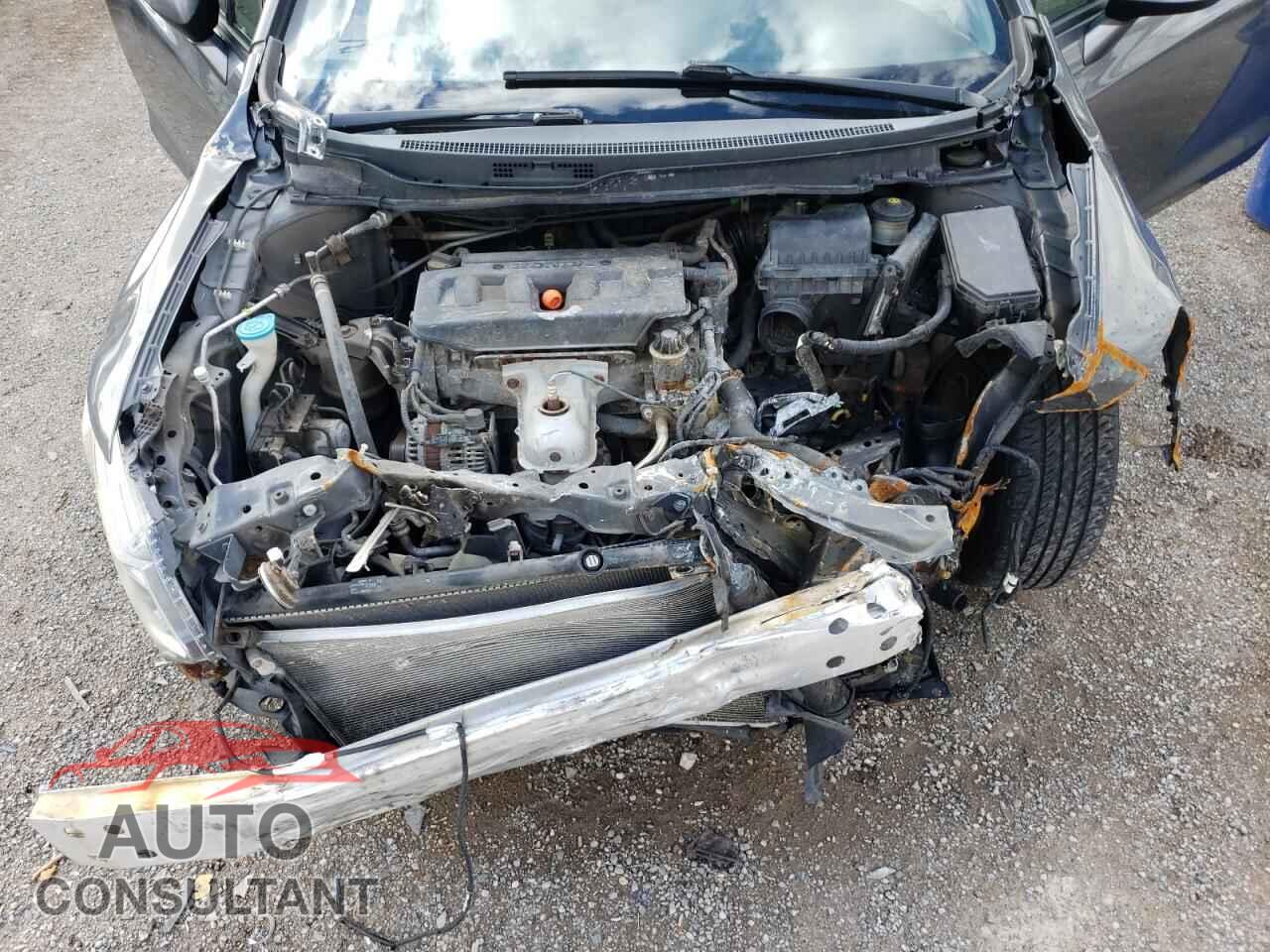 HONDA CIVIC 2012 - 2HGFG3B95CH003433