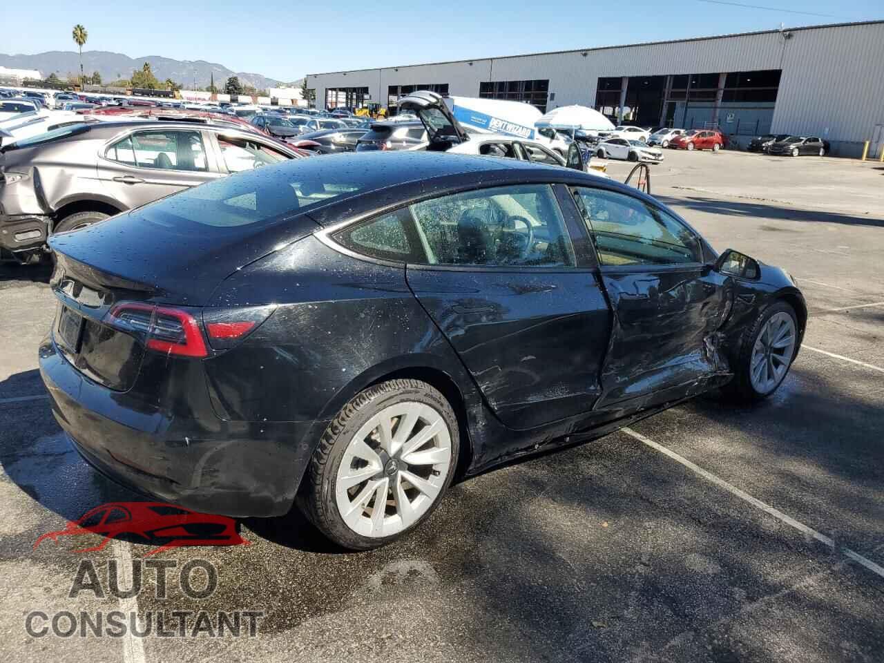 TESLA MODEL 3 2022 - 5YJ3E1EA5NF186276