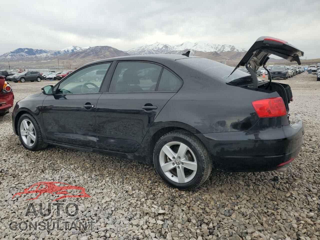 VOLKSWAGEN JETTA 2012 - 3VWLL7AJ4CM390684