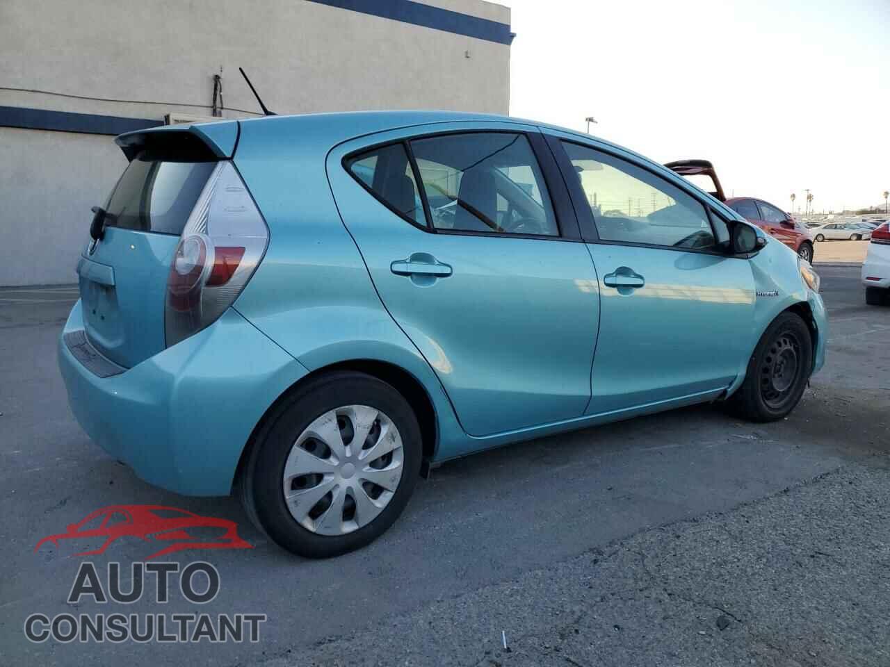 TOYOTA PRIUS 2012 - JTDKDTB32C1008850