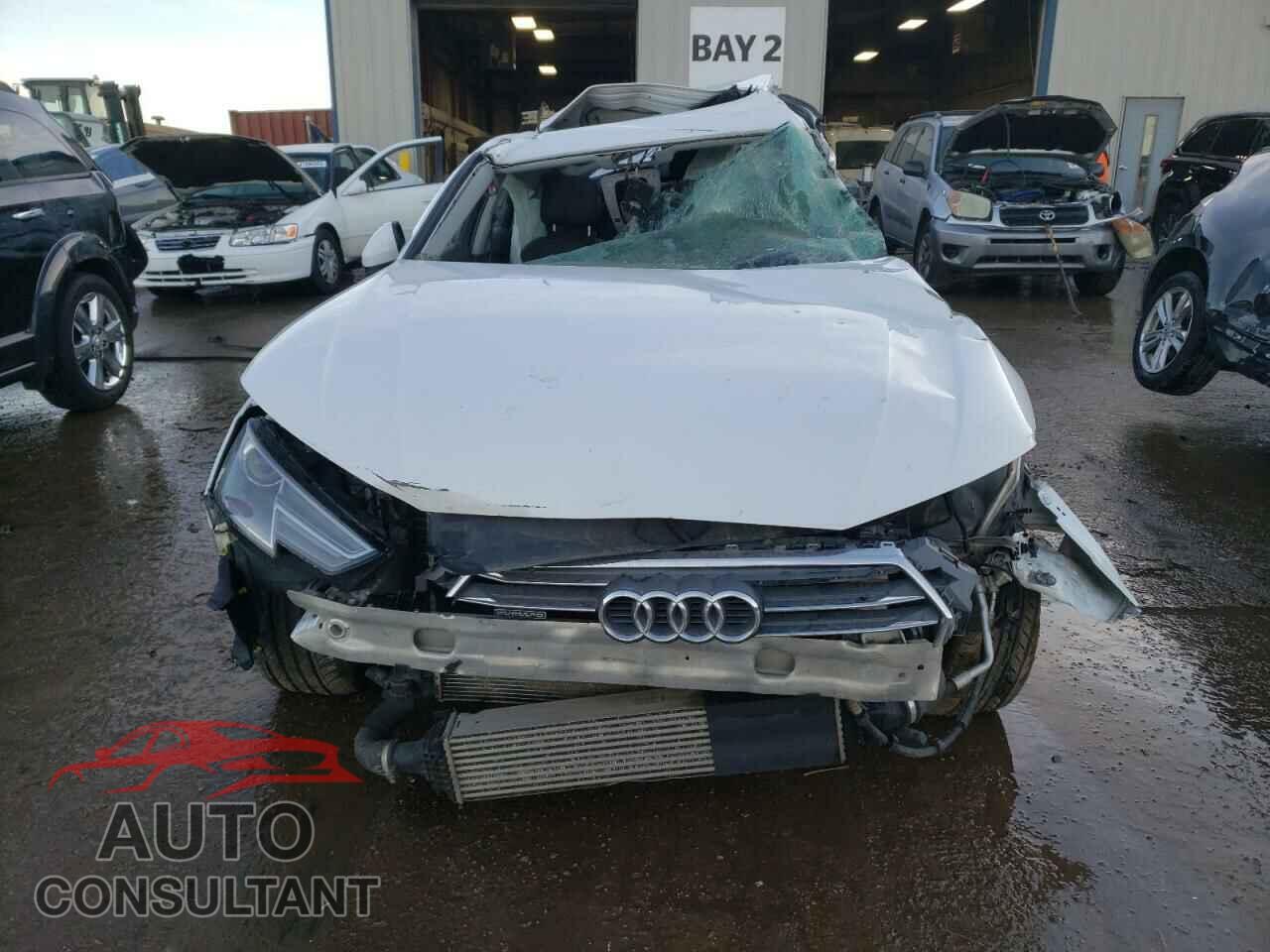 AUDI A4 2017 - WAUDNAF43HN058604