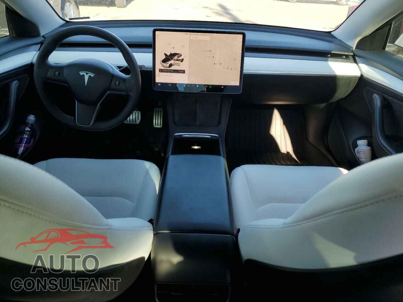 TESLA MODEL 3 2021 - 5YJ3E1EC9MF063418