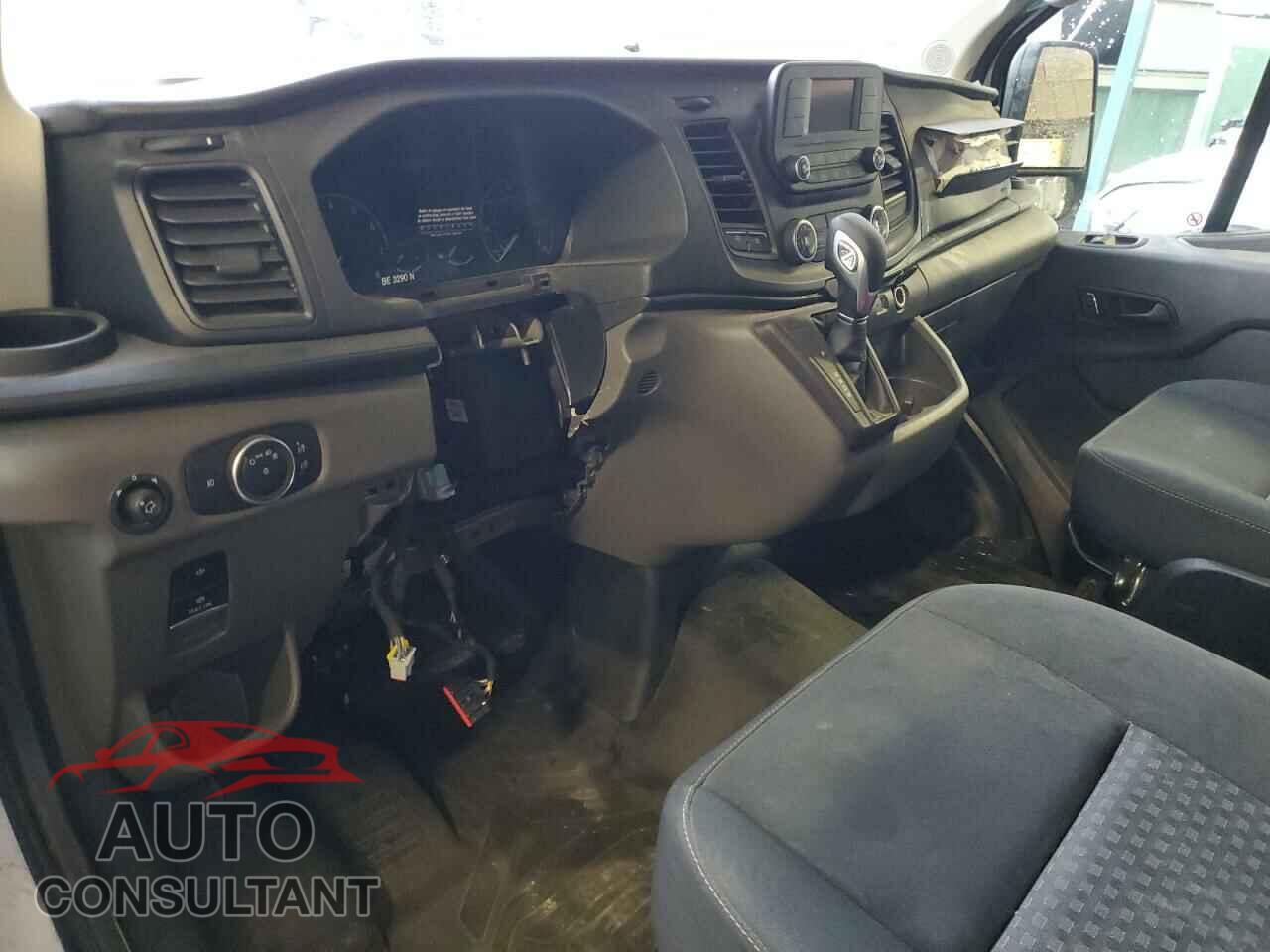 FORD TRANSIT 2022 - 1FTBR1Y83NKA47615