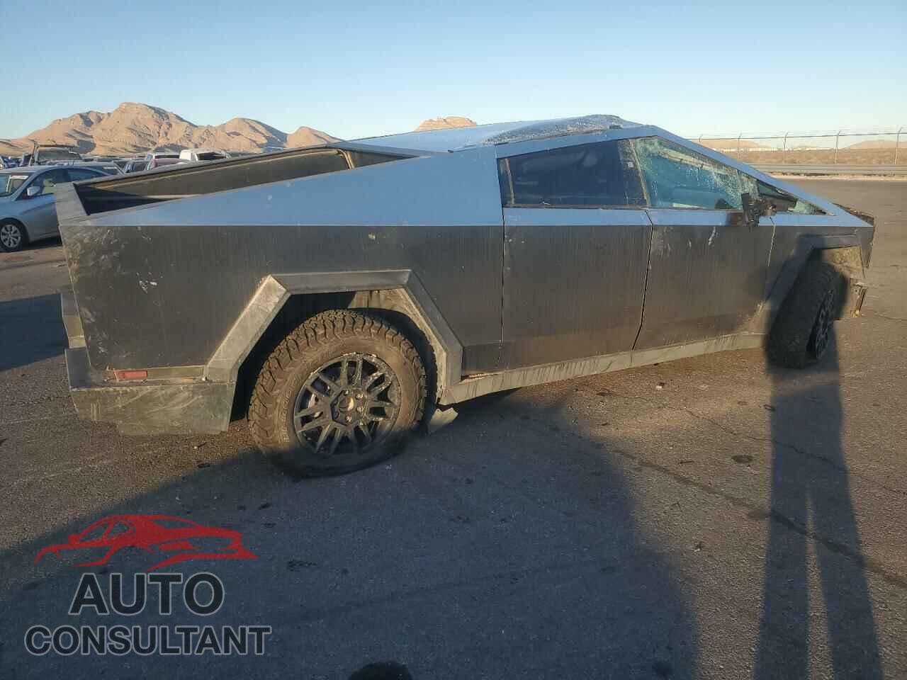 TESLA CYBERTRUCK 2024 - 7G2CEHED0RA040175