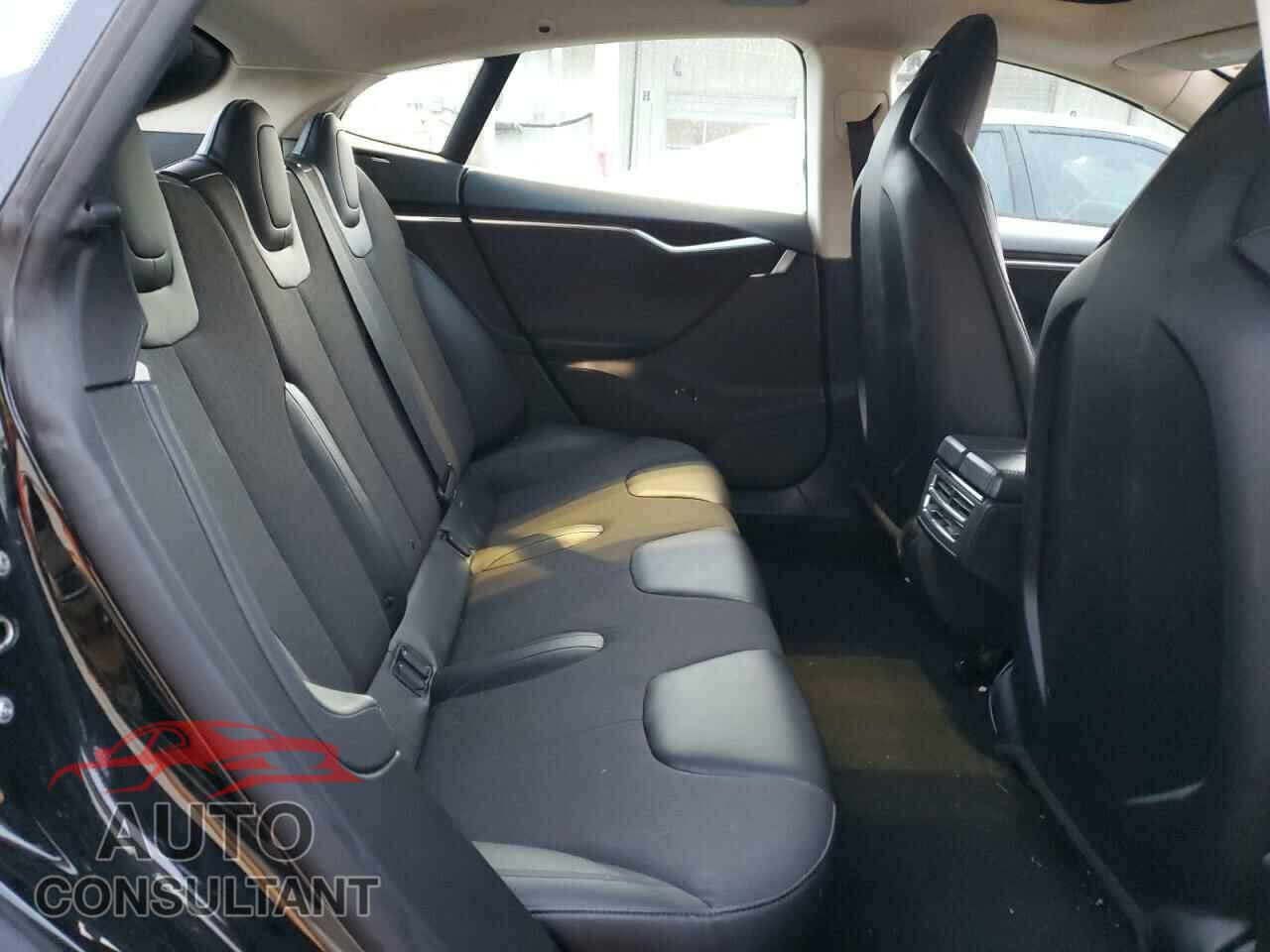 TESLA MODEL S 2013 - 5YJSA1AG3DFP08421
