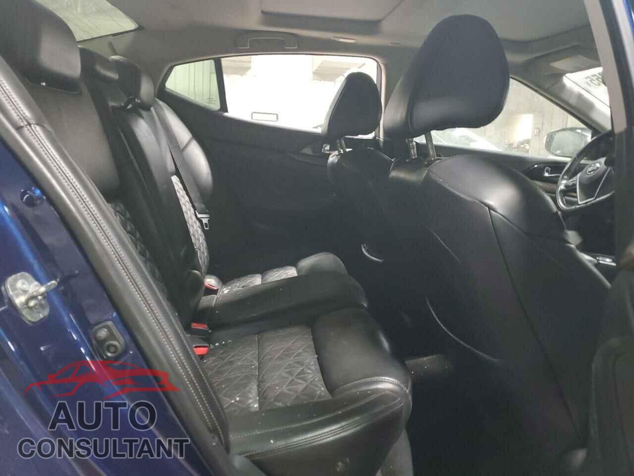 NISSAN MAXIMA 2017 - 1N4AA6AP7HC430656