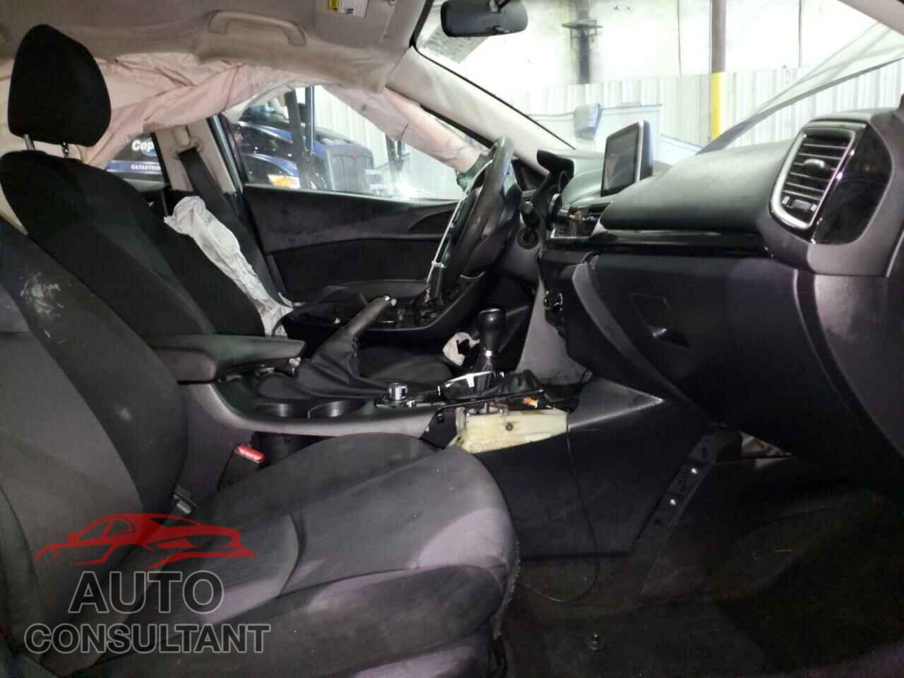 MAZDA 3 2015 - 3MZBM1U71FM162023