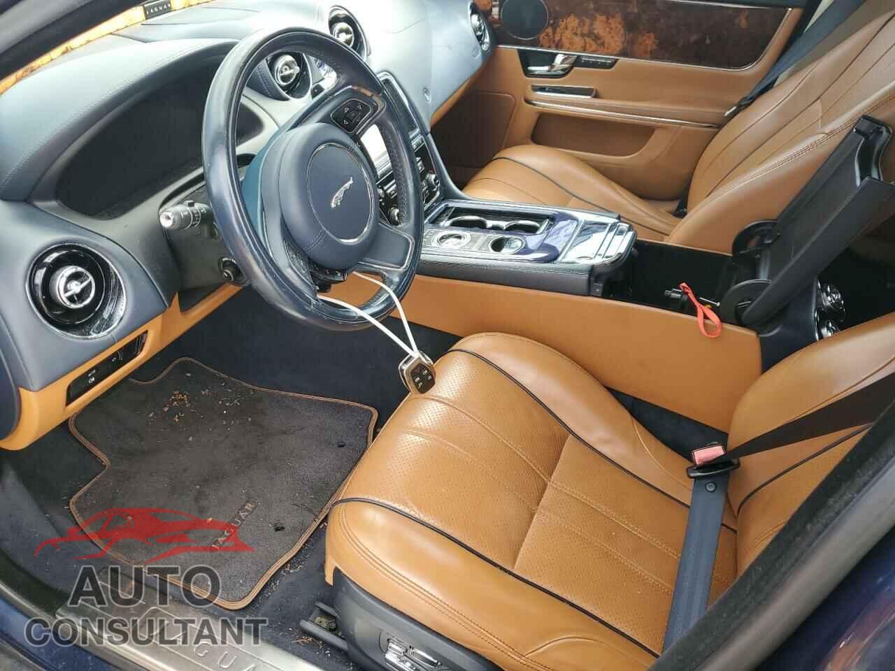 JAGUAR XJ 2011 - SAJWA1CB5BLV13001