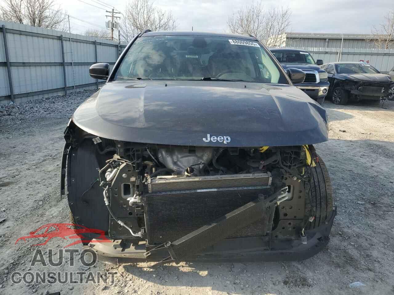 JEEP COMPASS 2018 - 3C4NJDBB3JT168759