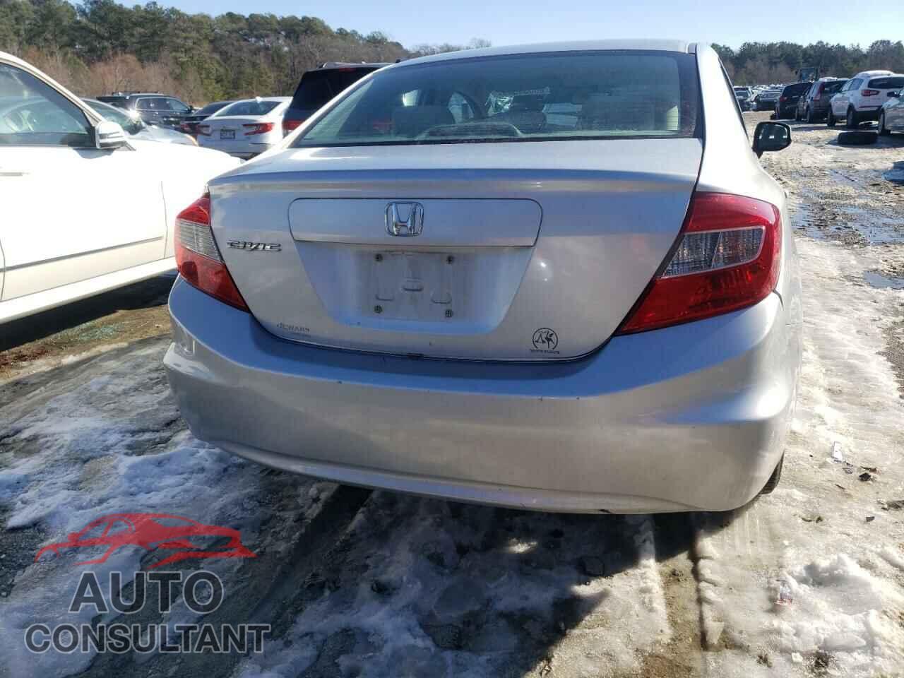 HONDA CIVIC 2012 - 2HGFB2F57CH556116