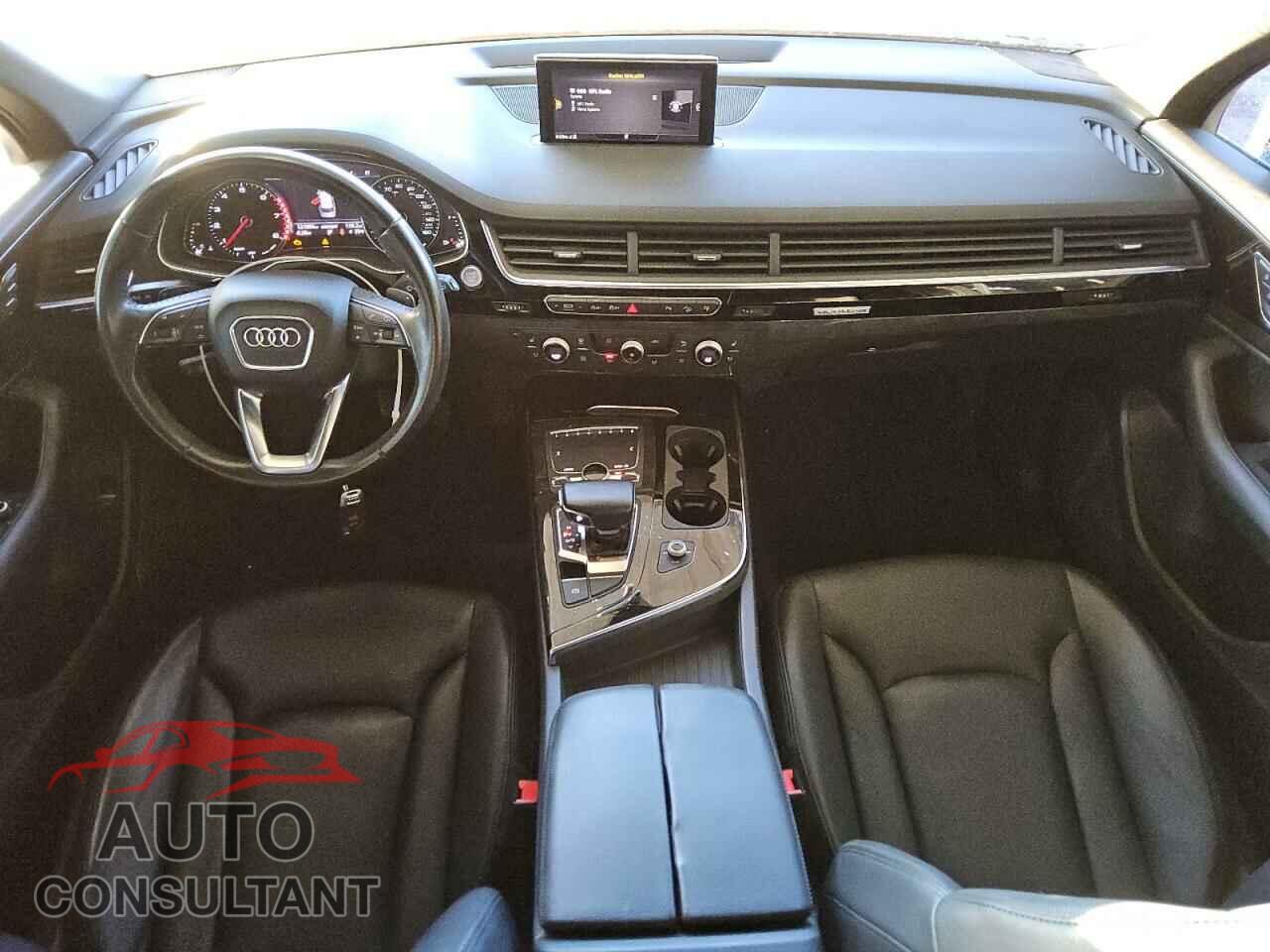 AUDI Q7 2017 - WA1LAAF79HD050401