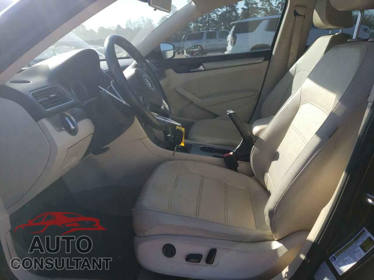 VOLKSWAGEN PASSAT 2015 - 1VWBS7A3XFC062014