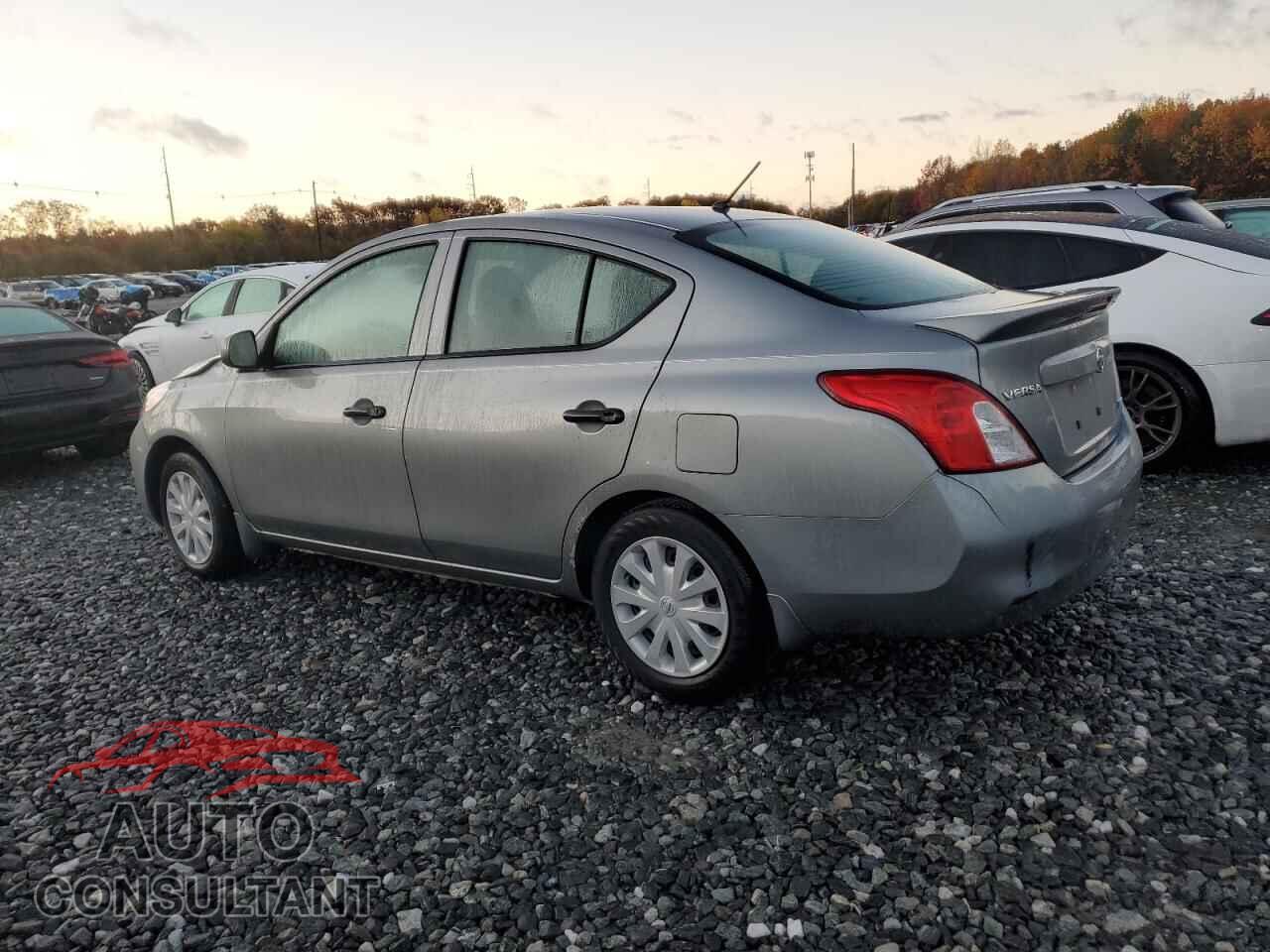 NISSAN VERSA 2013 - 3N1CN7AP5DL867909
