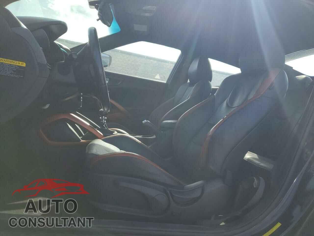 HYUNDAI VELOSTER 2016 - KMHTC6AE9GU301687